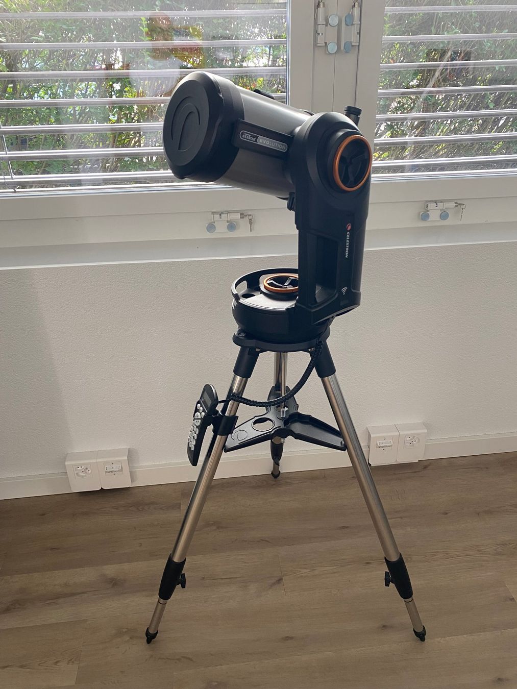Celestron Télescopes: Celestron NexStar Evolution 6" SCT WiFi Teleskop mit Zubehör – D'occasion à Wetzikon ZH par BackToRetro 4