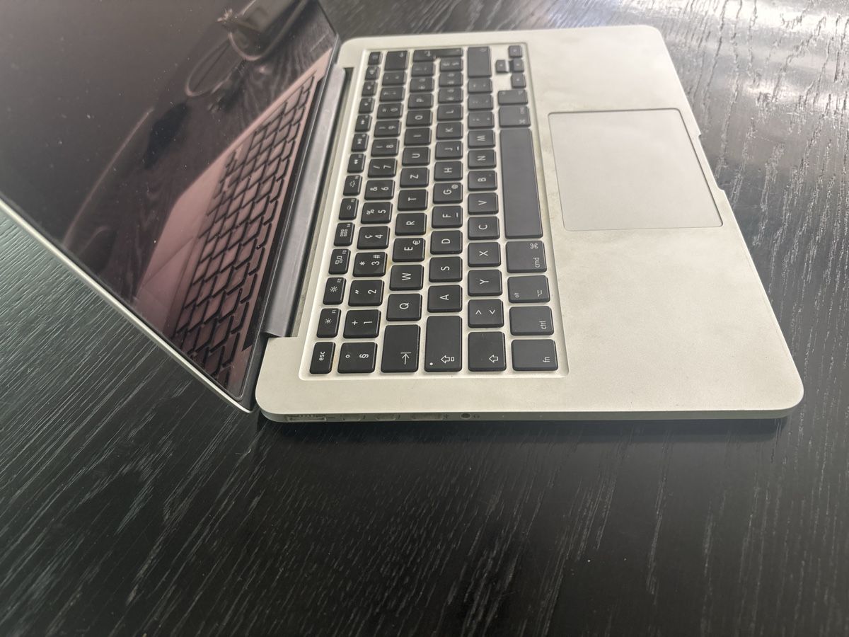 Apple Portables: MacBook Pro 13-inch Silver good condition ab 1 franc – D'occasion à Davos Dorf par BLUEZ73 3