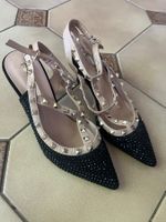 Escarpins noirs pointus avec clous t36