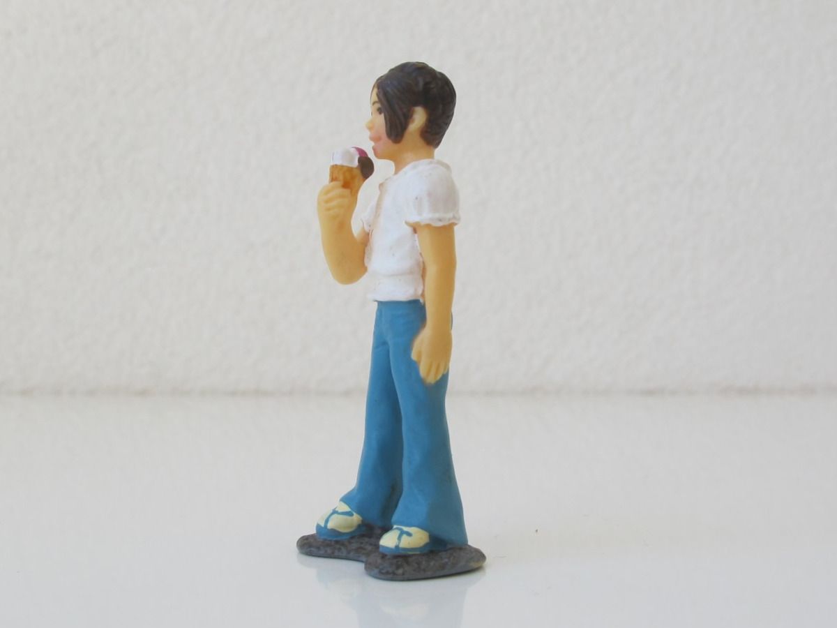 Schleich Statuette: Schleich 13440 Mädchen mit Eis – Usato da Vilters venduto da hedi00 2