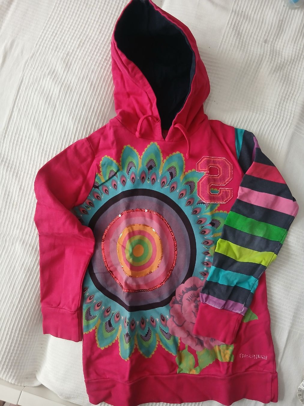 Desigual Pullover & Sweatshirts: Cooler Hoodie Desigual Gr 140 – Gebraucht aus Bischofszell von Mama_x