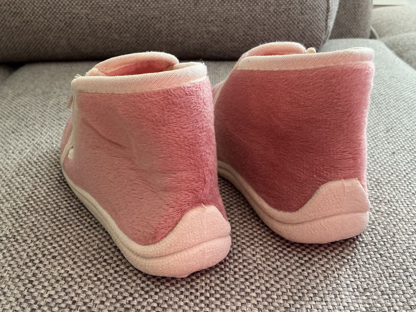 Scarpe per ragazzi: Warm House Shoes 24 – Nuovo (secondo la descrizione) da Brugg AG venduto da Magna3 2