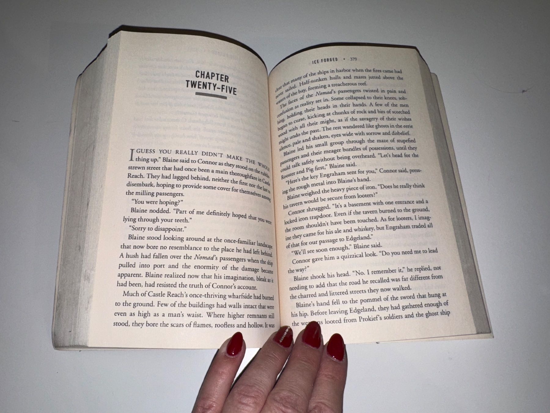 Libri: NOVEL: Gail Z. Martin, Ice forged – Usato da Grosswangen venduto da English_books 6