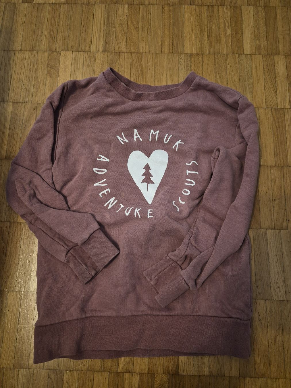 Namuk Pullover & Sweatshirts: Namuk Pullover – Gebraucht aus Horgen von AkireA