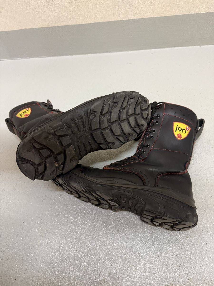 Jori Scarpe da uomo: Jori Feuerwehrstiefel Grösse 44 – Usato da Umiken venduto da Toyota148 4