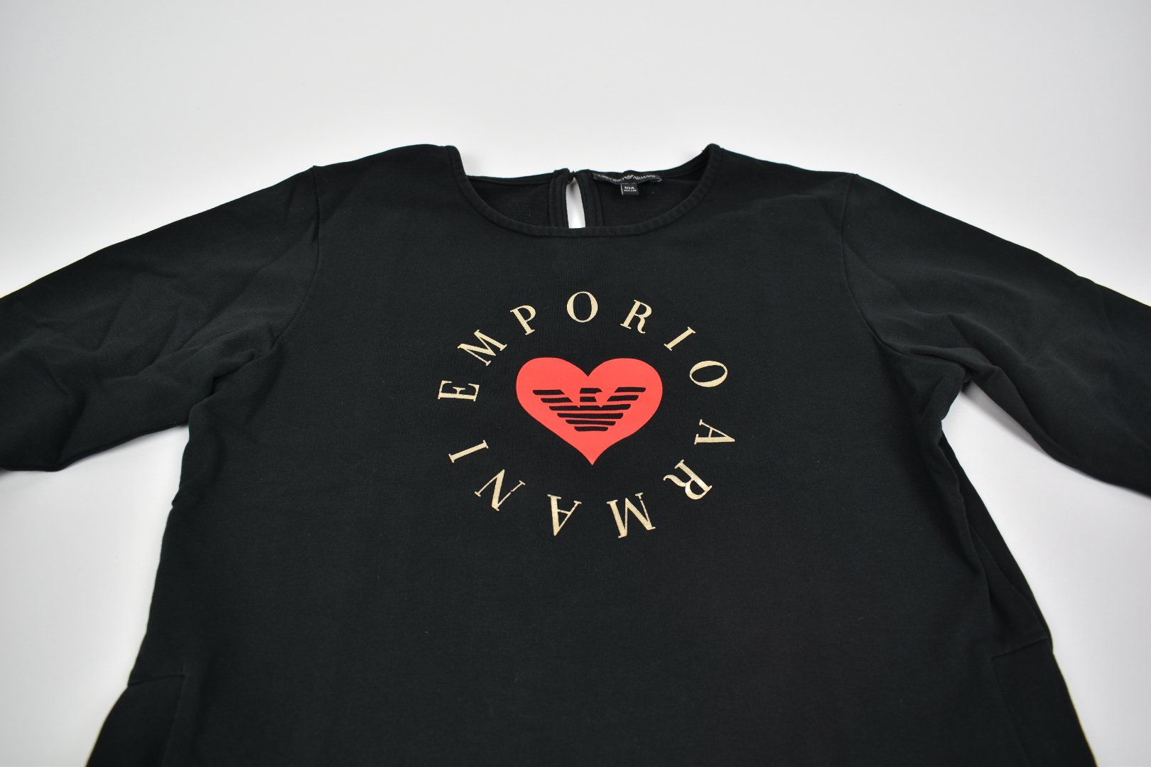 Armani Pullover & Sweatshirts: Emporio Armani Pullover, Mädchen, Gr.140 – Gebraucht aus Nürensdorf von 2ND_STORY 1