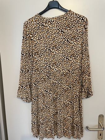Kleid L