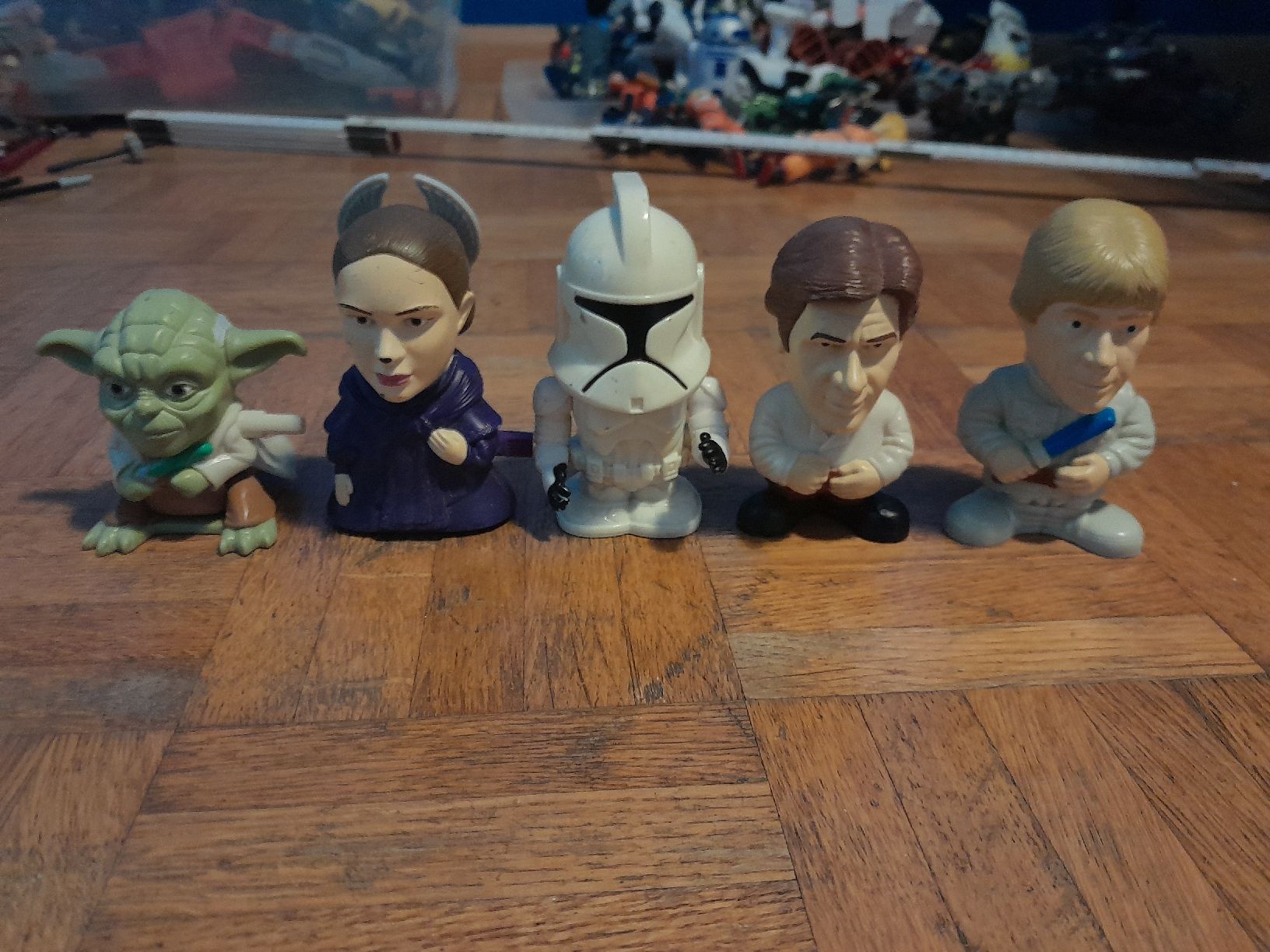 Star Wars Giocattoli: lot de jouet de starwars – Usato da Genève venduto da ang_fd8z 2