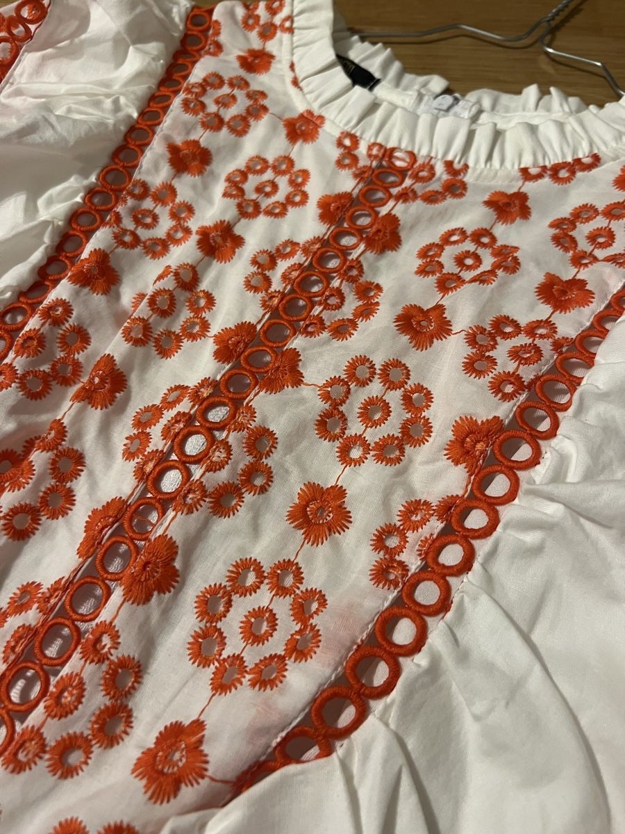 Camicette: Bluse weiss/orange bestickt Grösse S  – Usato da Zürich venduto da R1908 1