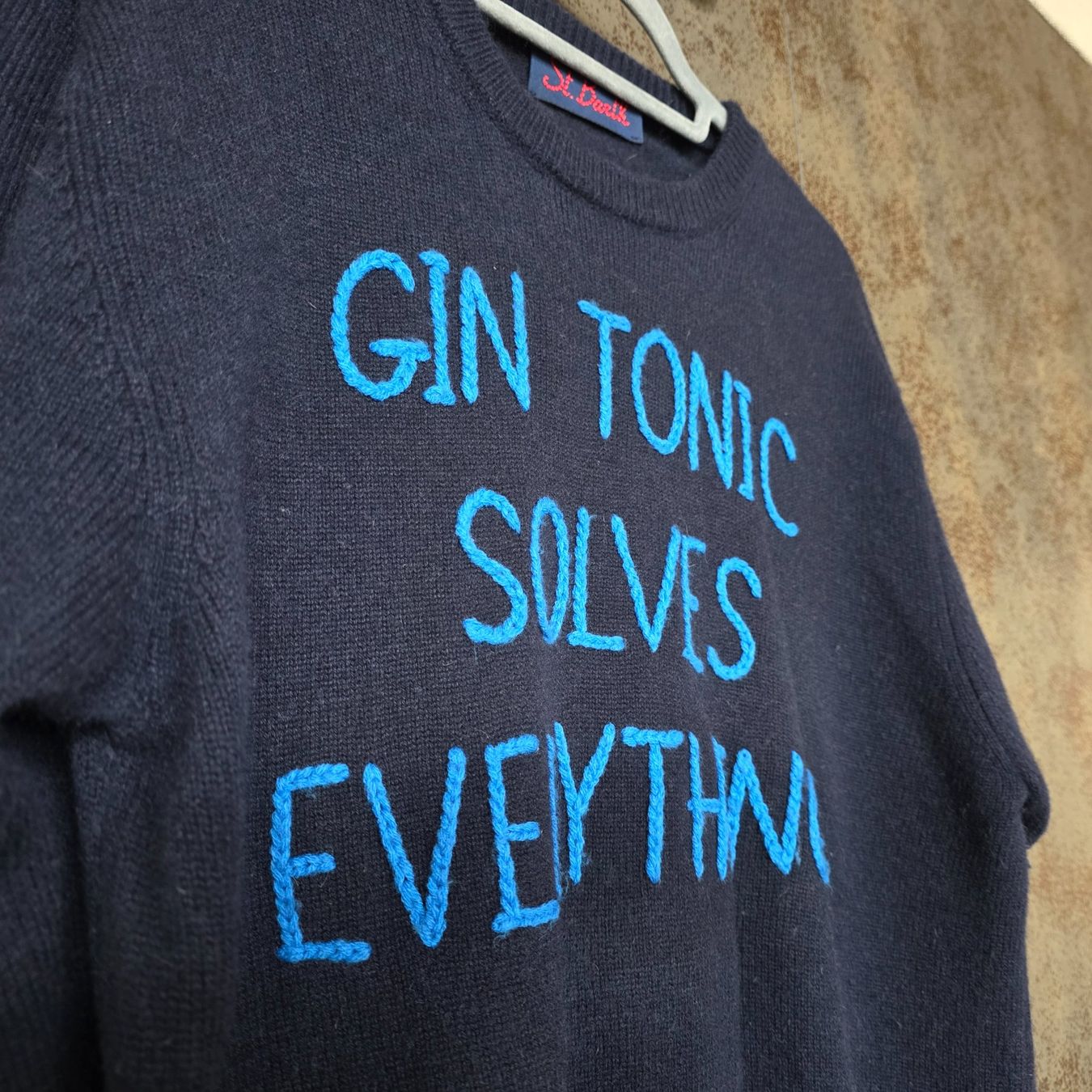 Pullover & Sweatshirts: 🐸 ST. BARTH KASCHMIR PULLOVER L " GIN SOLVES EVERYTHING " – Gebraucht aus Môtier (Vully) von Frogs 1