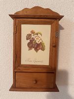 Vintage Schlüsselkasten aus Holz im Landhausstil