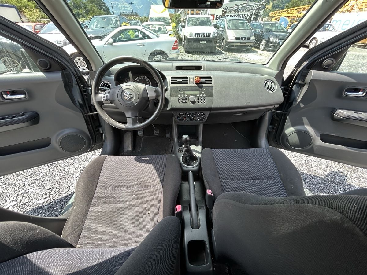 Suzuki Automobili: Suzuki Swift 1.3 AWD – Usato da Sargans venduto da automobilen 6