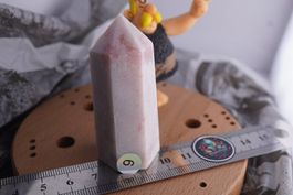 Opal Rosa   Spitze   ca 65mm x  25mm