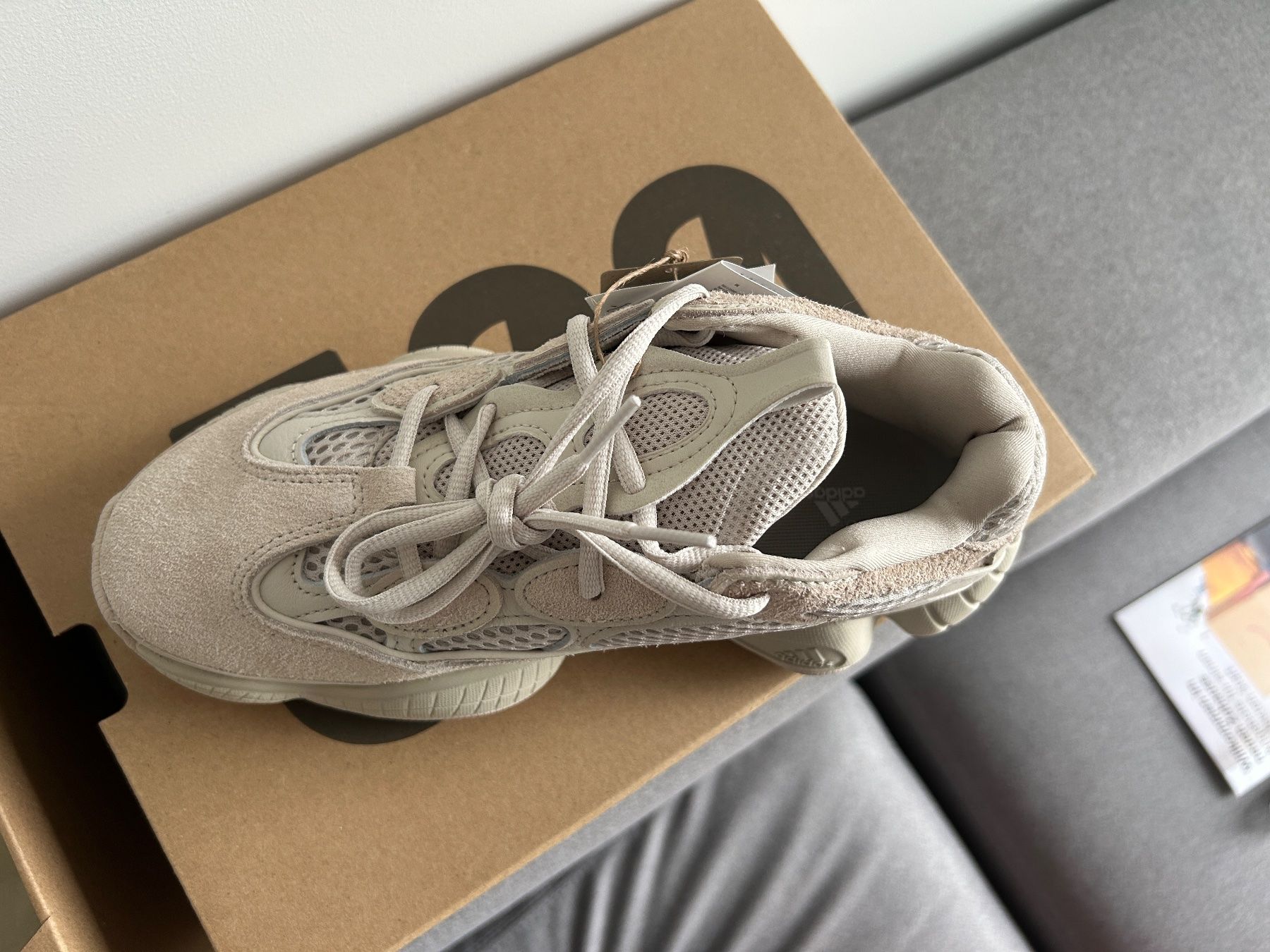 Adidas Scarpe da uomo: Yeezy 500 Blush US 6 1/2 Deadstock – Nuovo e nell'imballaggio originale da Zürich venduto da simemm 1