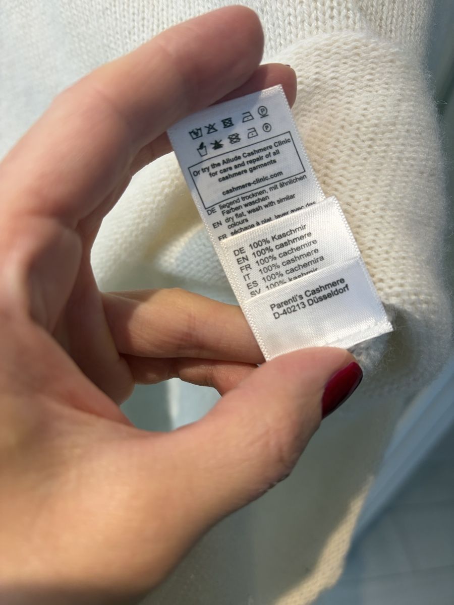 Maglioni & Felpe: Parenti's Kaschmir Pullover weiss V-Ausschnitt one size – Usato da Port venduto da 11.12 3