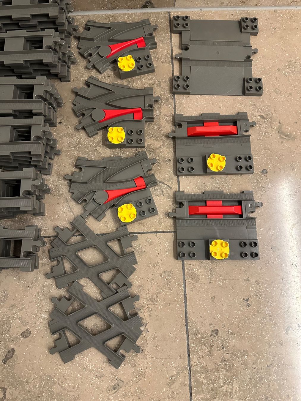 Lego Spielzeuge: Lego Duplo Eisenbahn Schienen – Gebraucht aus Ziefen von elika 2