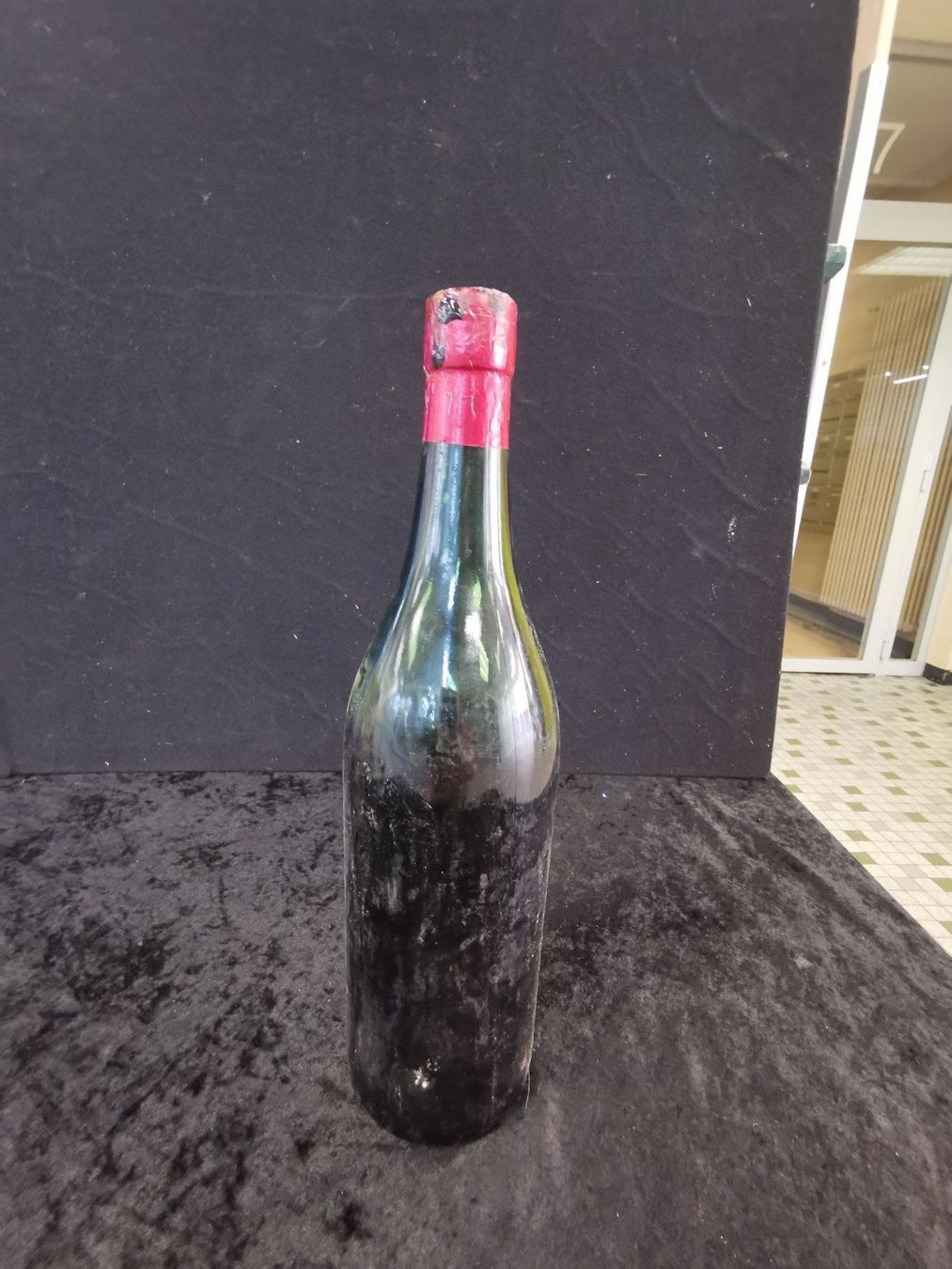 Vino: DÔLE DE ST-LEONARD – Nuovo (secondo la descrizione) da Genève venduto da Leboucheoreilles 5