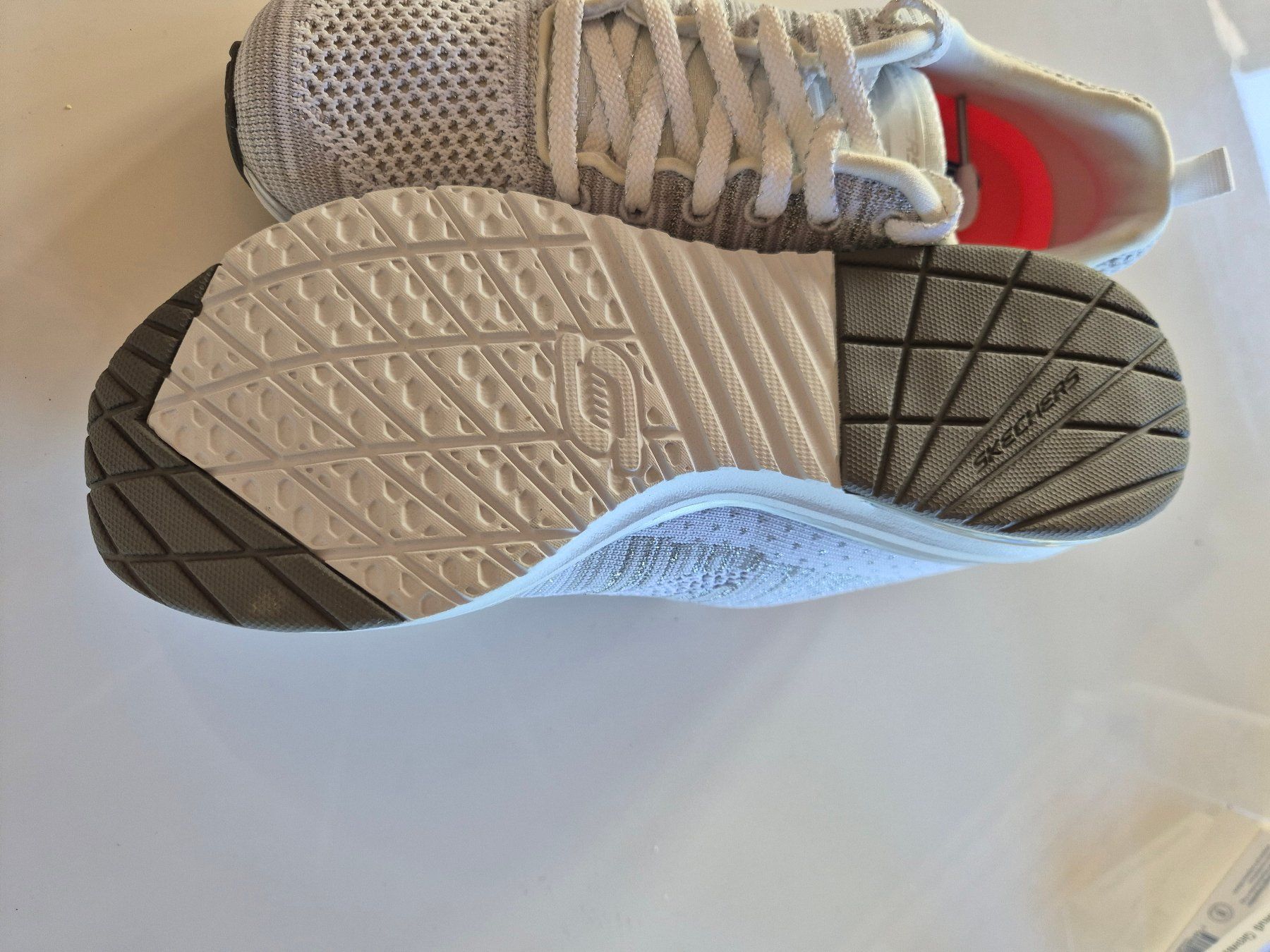Damenschuhe: Neue Skechers Sneaker Schuhgrösse 39 – Neu (gemäss Beschreibung) aus Contra von Lylou0 2