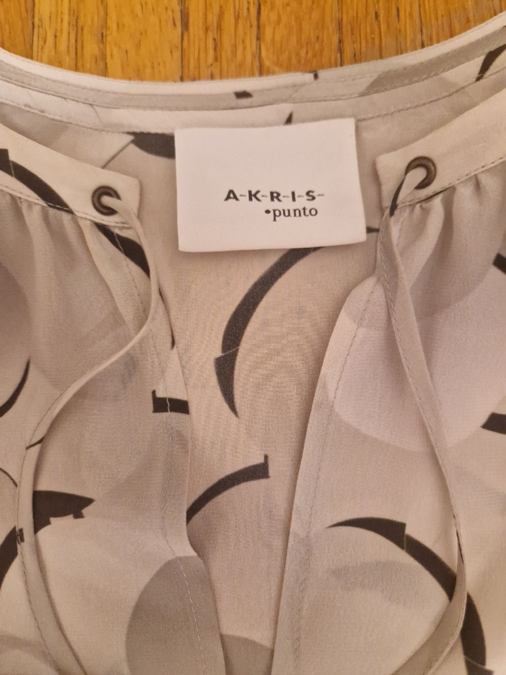 Akris Vestiti: Akris Kleid Seide Grösse 36 – Usato da Binningen venduto da Daja75 4