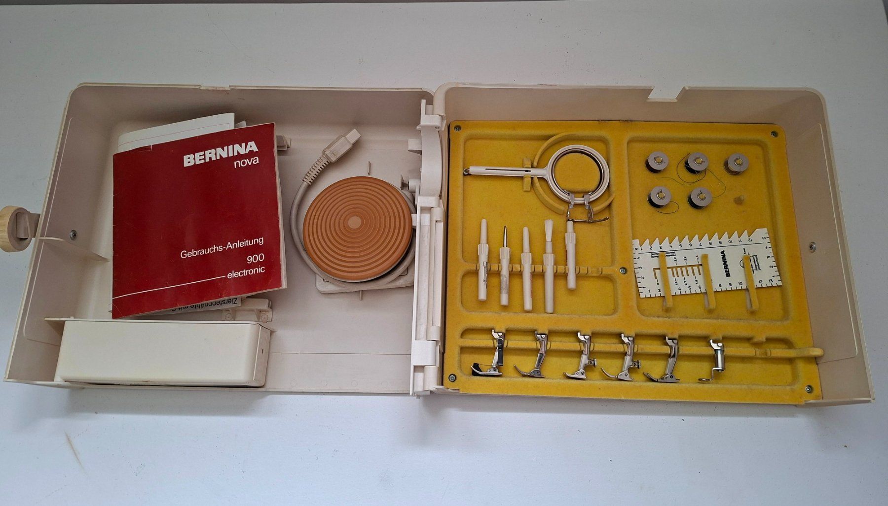 Bernina Macchine da cucire: Nähmaschine Bernina Nova 900 – Usato da Merenschwand venduto da lea61 2