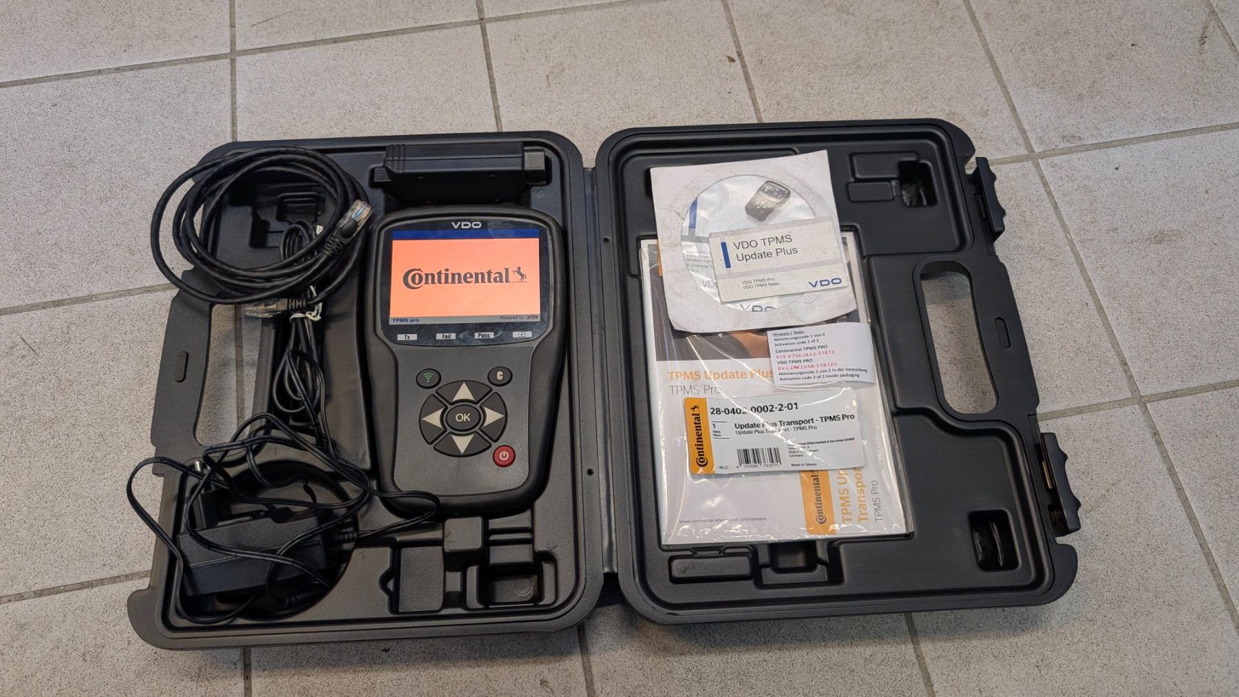 Messen: Reifendrucksenoren VDO TPMS Pro Continental Diagnosegerät – Gebraucht aus Klosters-Dorf von ruud91
