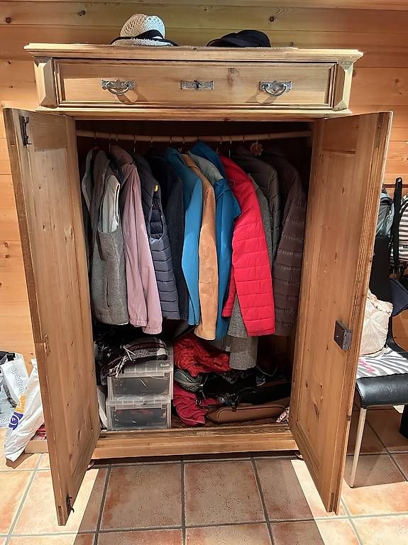 Schränke: Bauernschrank – Gebraucht aus Matten von mogli035 1