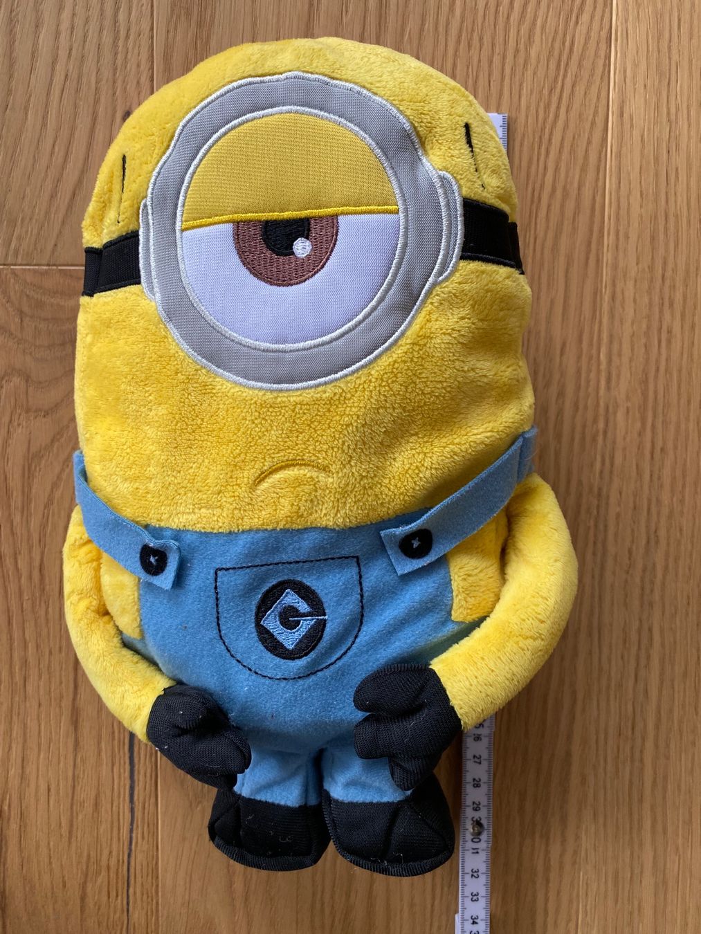 Giocattoli: 2x Plüsch Minion ca 30cm – Usato da Trachslau venduto da M_Schmid81 2