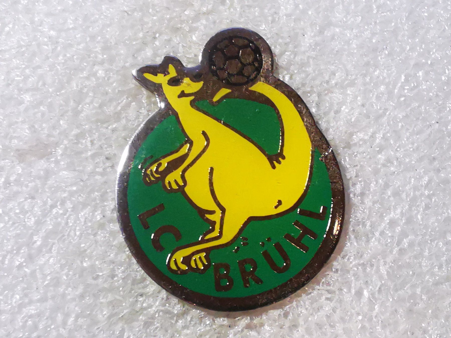 Placchette & Badge: Ansteckpin 132: LC Brühl – Usato da Oppligen venduto da Pin-Fall-Shop