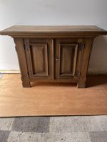Sideboard aus Massivholz Tanne