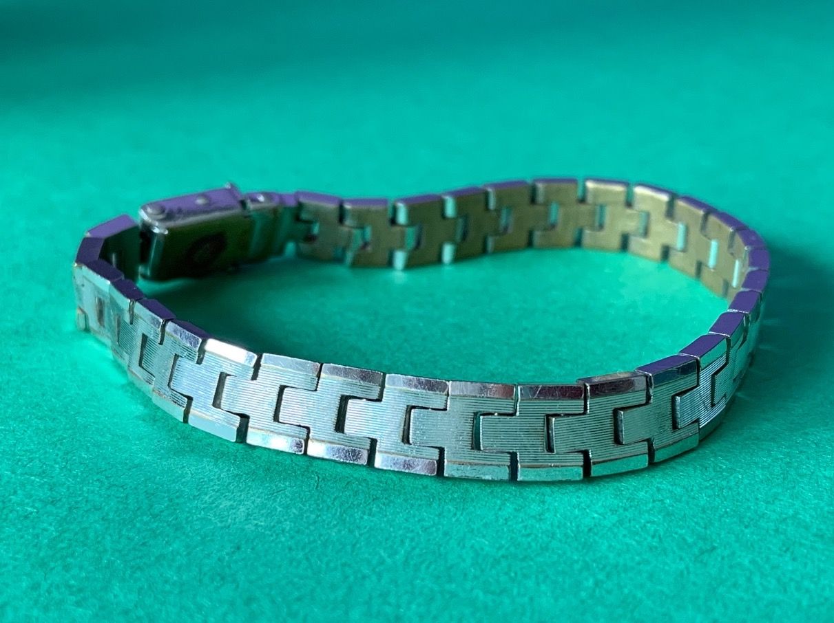 Bracciali & Braccialetti: Edelstahl -Armband retro-techno!!! – Usato da Dittingen venduto da Bijoubelle 2