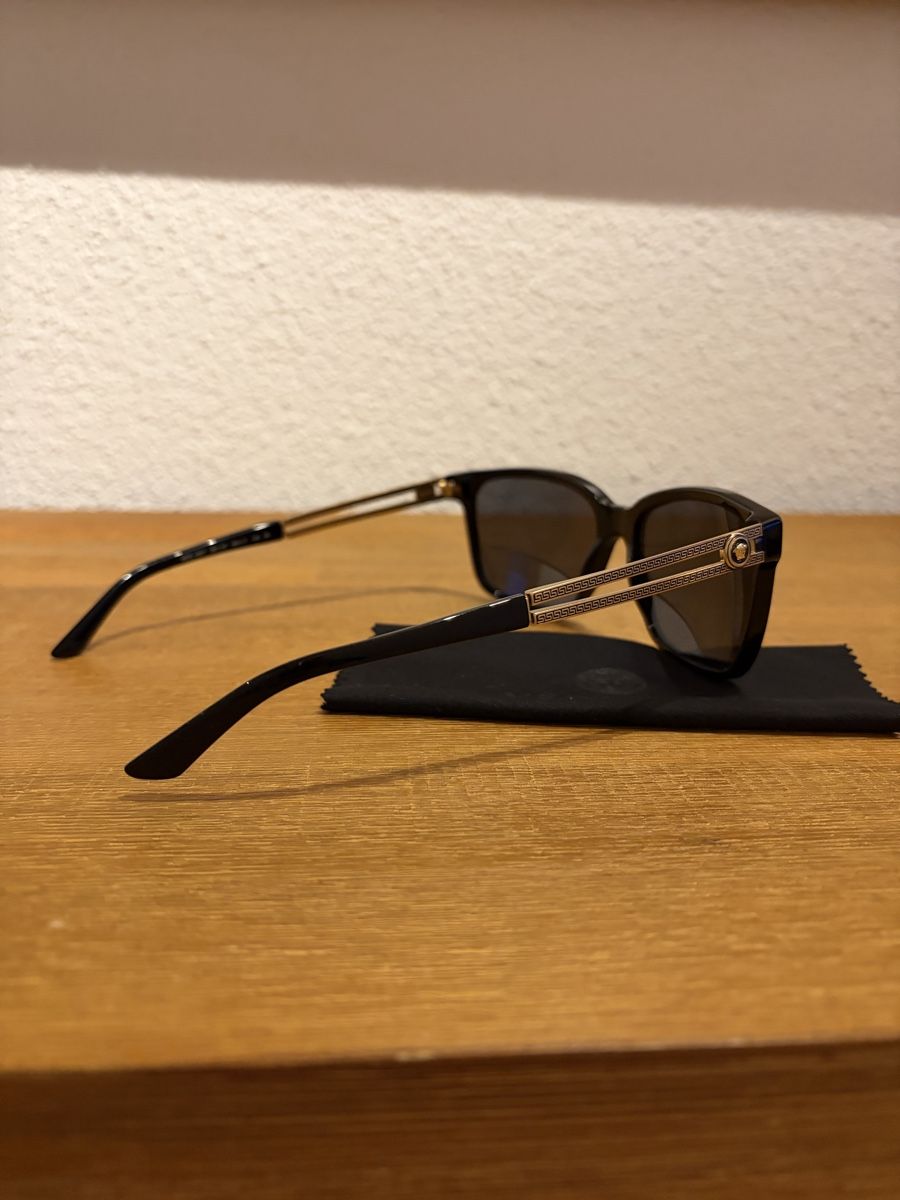 Versace Occhiali & Lenti: Versace Sonnenbrille   – Usato da Freidorf TG venduto da P.Saui 2