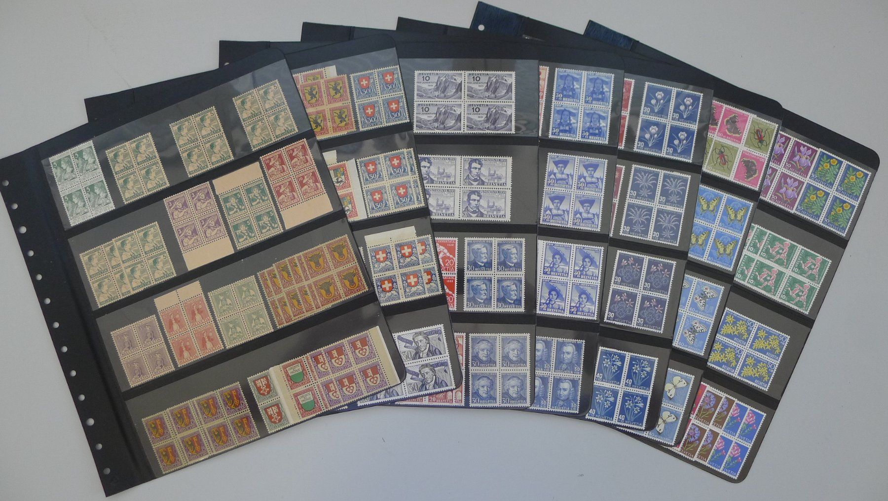 Alle Briefmarken: 1913-1963, PJ-Viererblock-Sammlung postfrisch **, K: 5000.- – Gebraucht aus Sursee von Luzernerraute