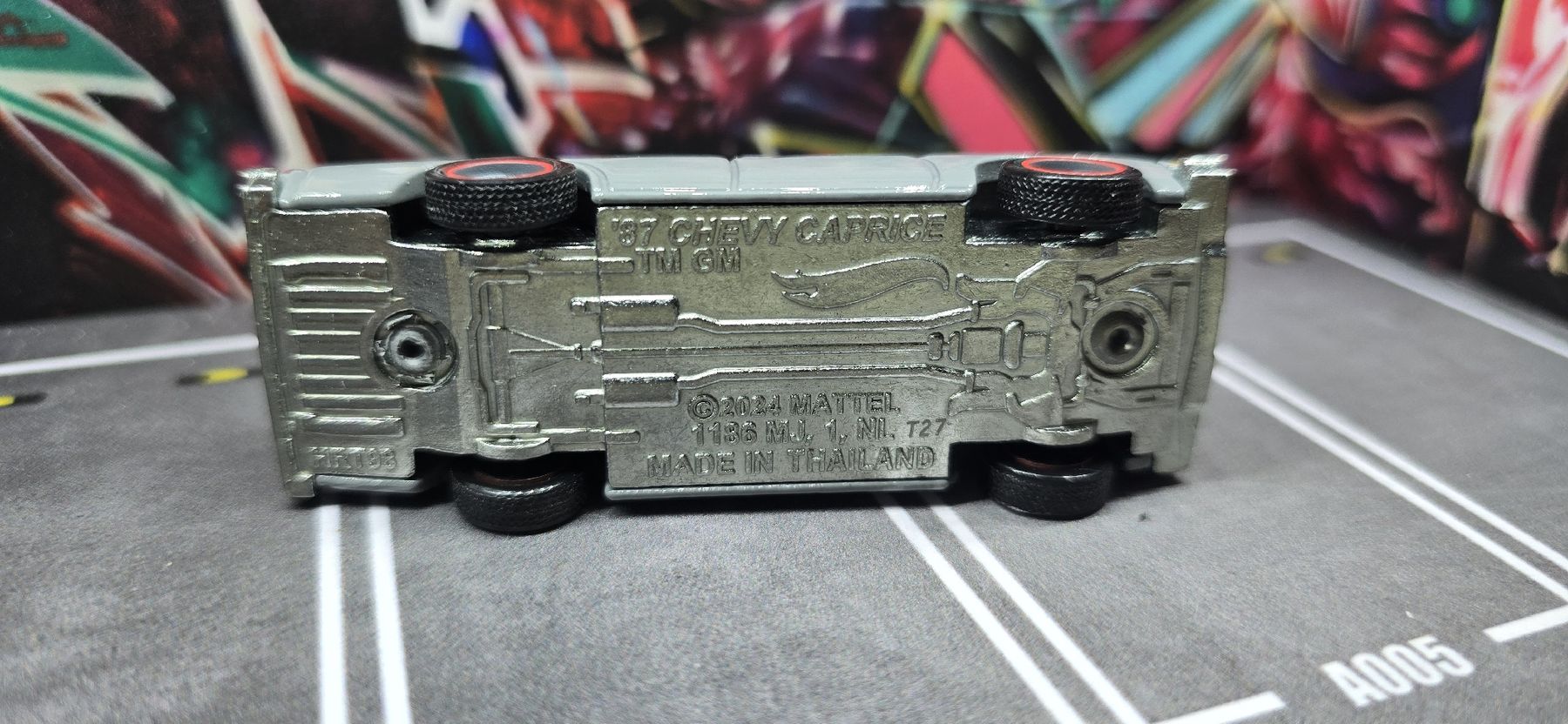 Hot Wheels Modellini d'auto: Hot Wheels Chevrolet Caprice Premium – Nuovo (secondo la descrizione) da Frauenfeld venduto da ufo_yk6c 2
