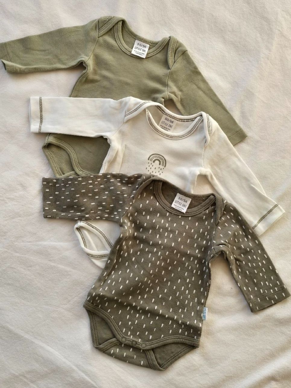 Lotti & Set di vestiti: 3er Pack Bodys Langarm – Usato da Alpthal venduto da M.J.A.