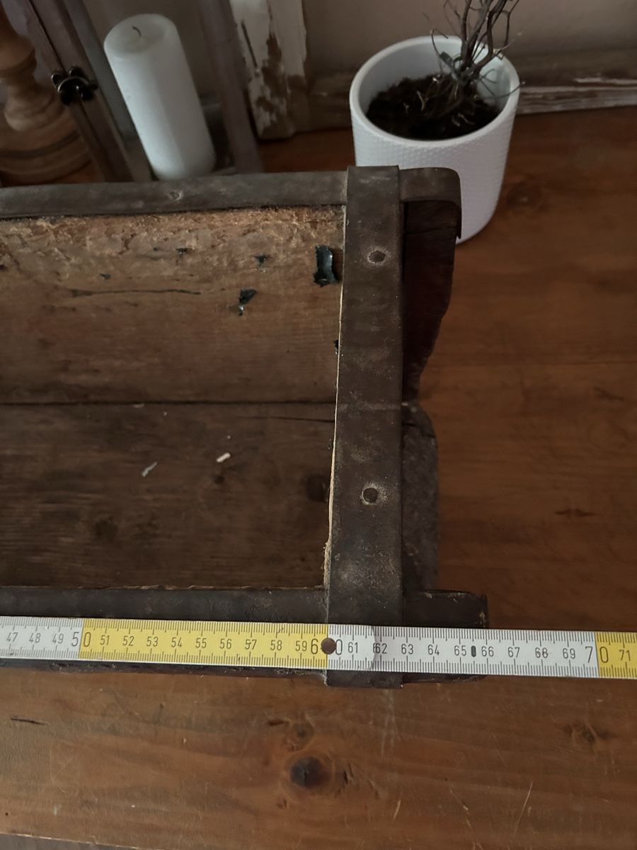 Articoli in legno: Alter Holztrog – Usato da Bern venduto da Dafi7 7