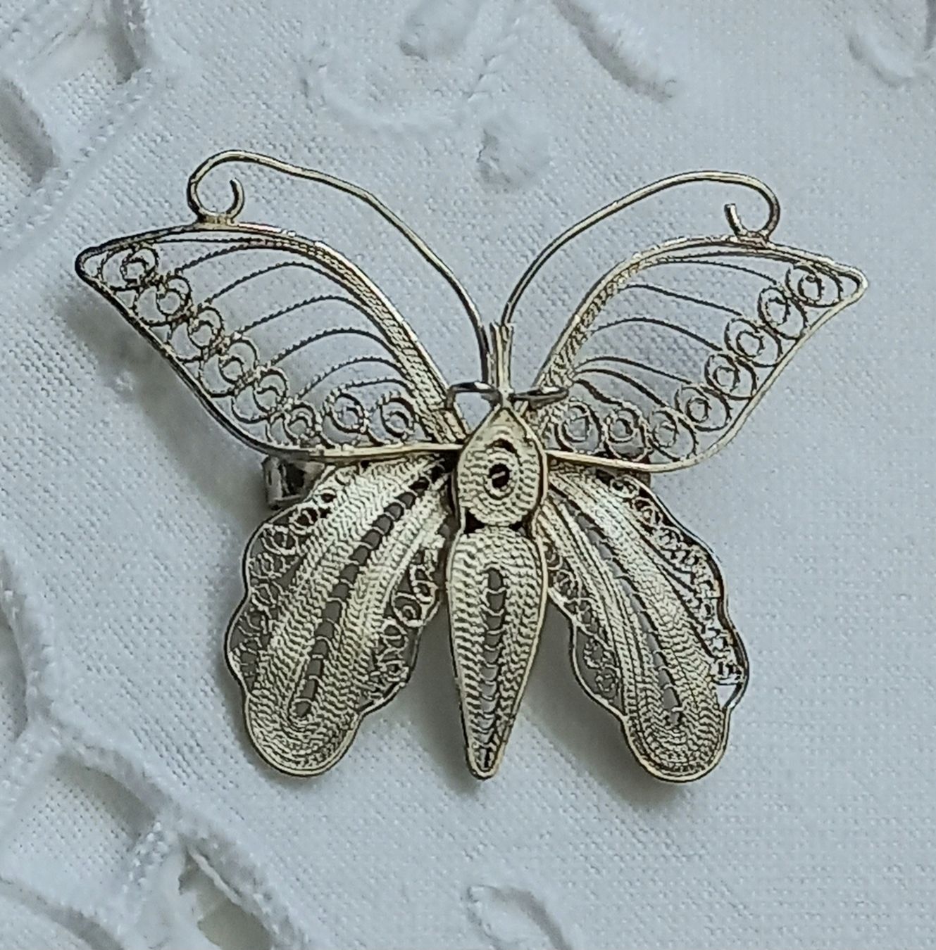 Spille & Fermagli: Filigrane Schmetterling Broche 925 Silber Antik – Usato da Buchs AG venduto da Dzirul 1
