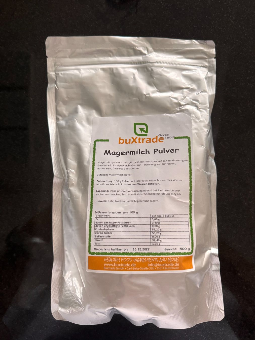 Lebensmittel & Spezialitäten: Magermilchpulver Buxtrade 2kg – Neu und originalverpackt aus Neukirch (Egnach) von JuToGi