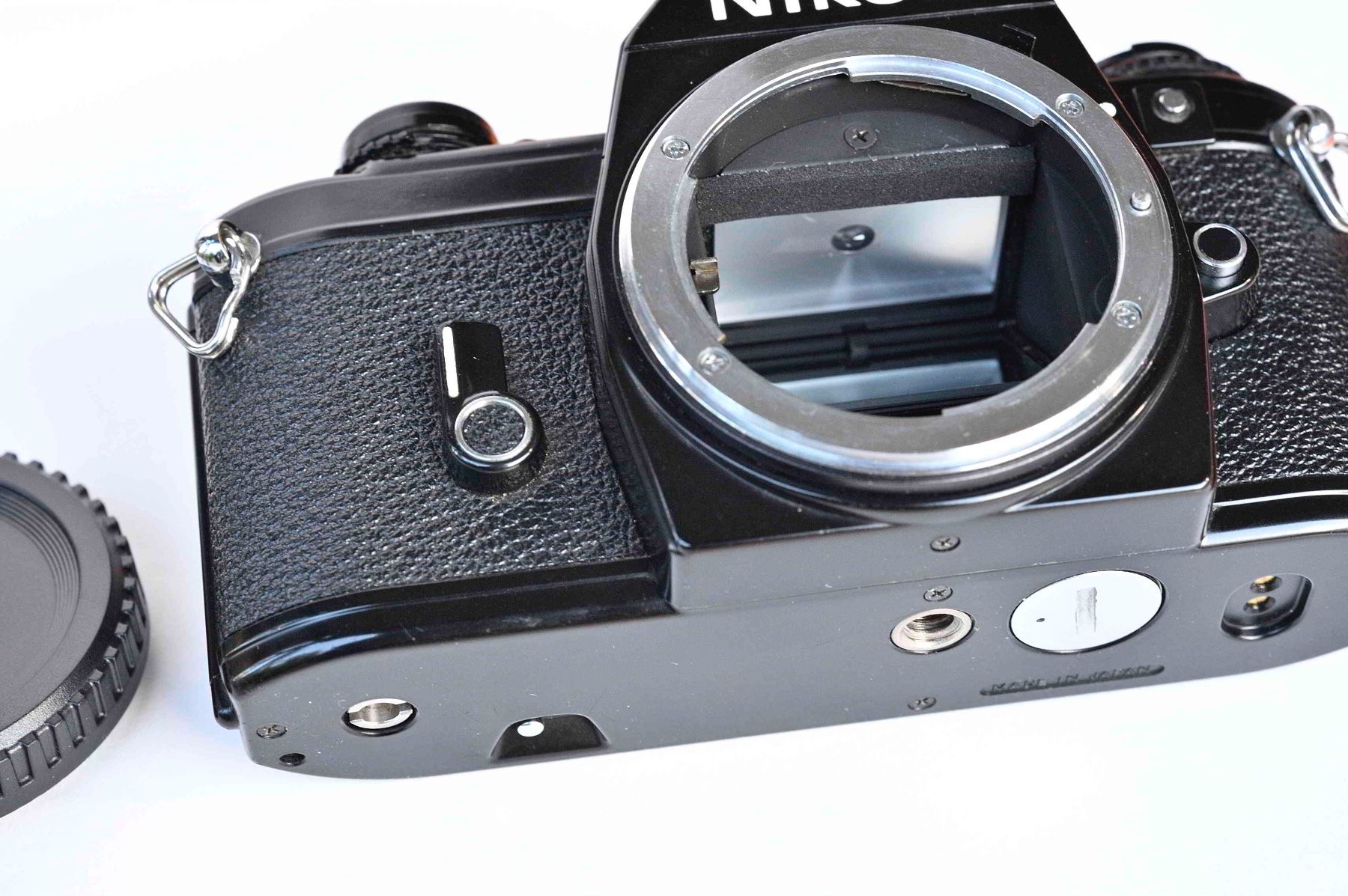 Nikon Fotocamera: Nikon EM – Usato da Schwerzenbach venduto da floridan 4