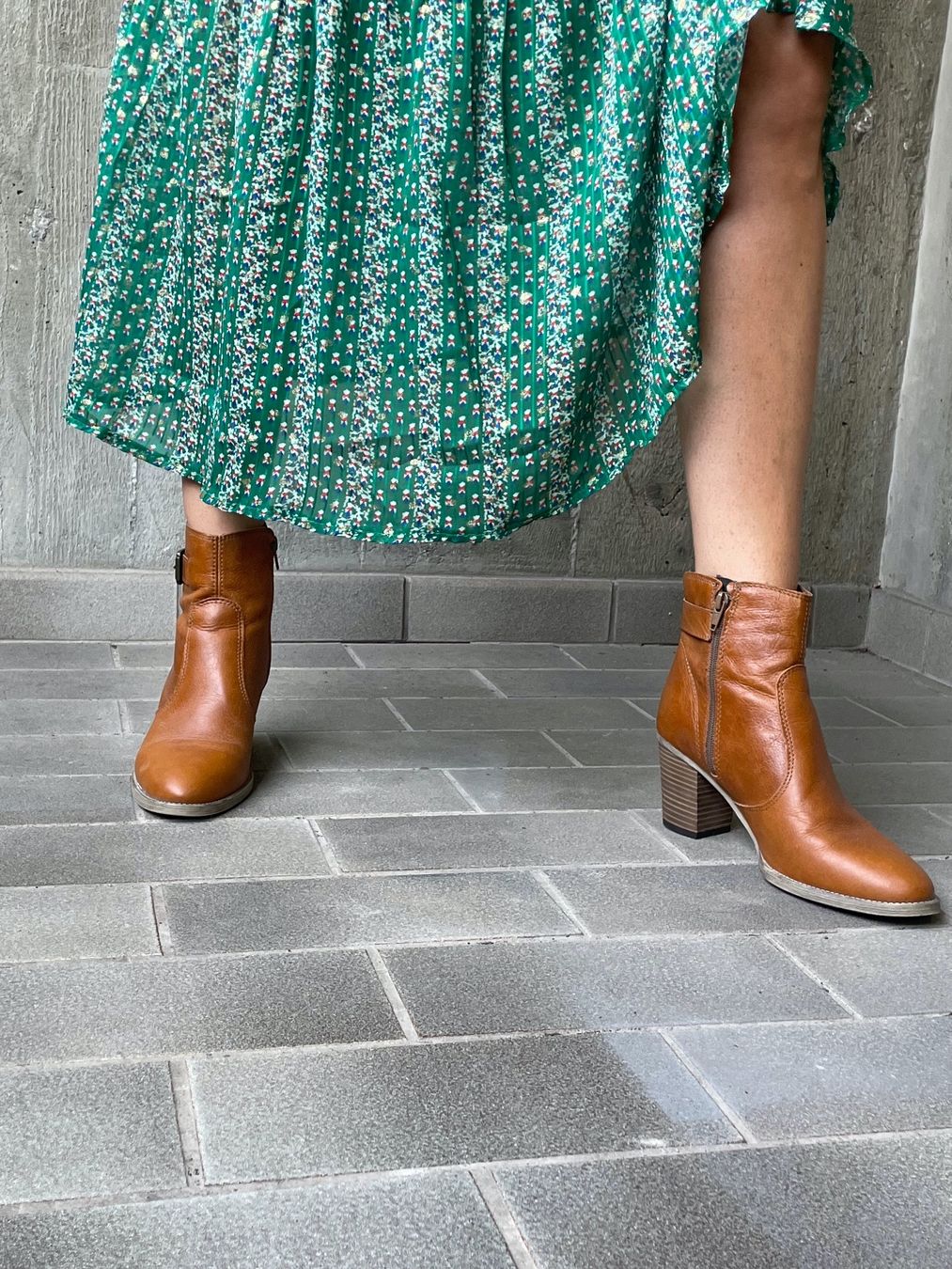 Scarpe da donna: Bottines en cuir – Usato da Martigny venduto da Lea_lucci 3