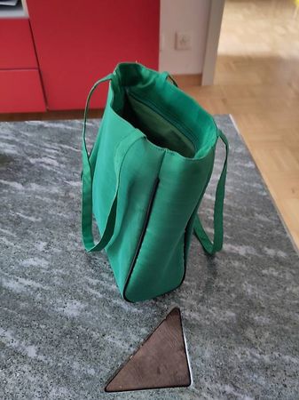 Handtasche
