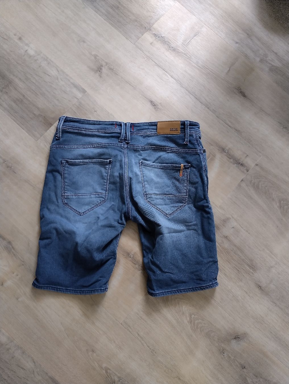 Cinque Jeans: Cinque Jeans kurz 31 – Usato da Dättwil AG venduto da Kleinaberfein 2