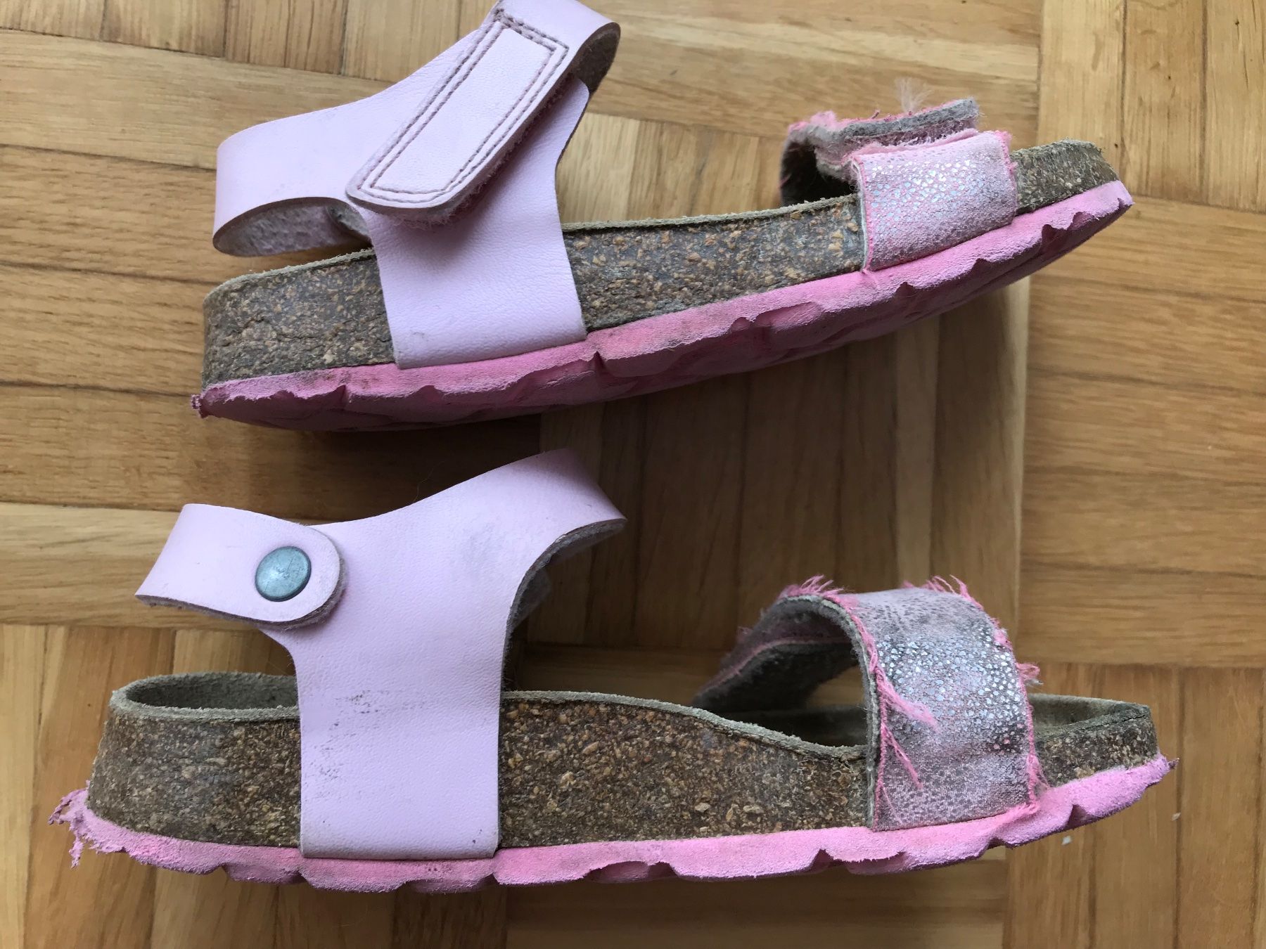 Superfit Scarpe per ragazze: Sandalen von Superfit ca Grösse 28/29 – Usato da Emmenbrücke venduto da Hathor123 2