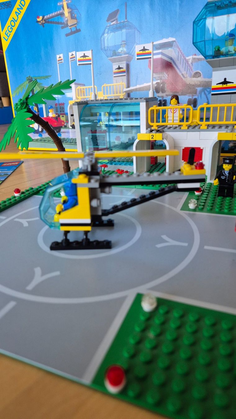 Lego Giocattoli: Lego 6396 Flughafen – Usato da Goldau venduto da Nadjeschda89 1