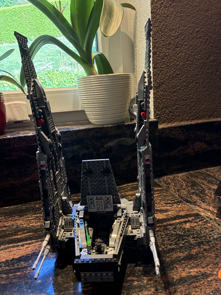 Lego Kit di costruzioni: Star Wars 75104 Kilo Ren Shuttle komplett – Usato da sargans venduto da Angamar 4