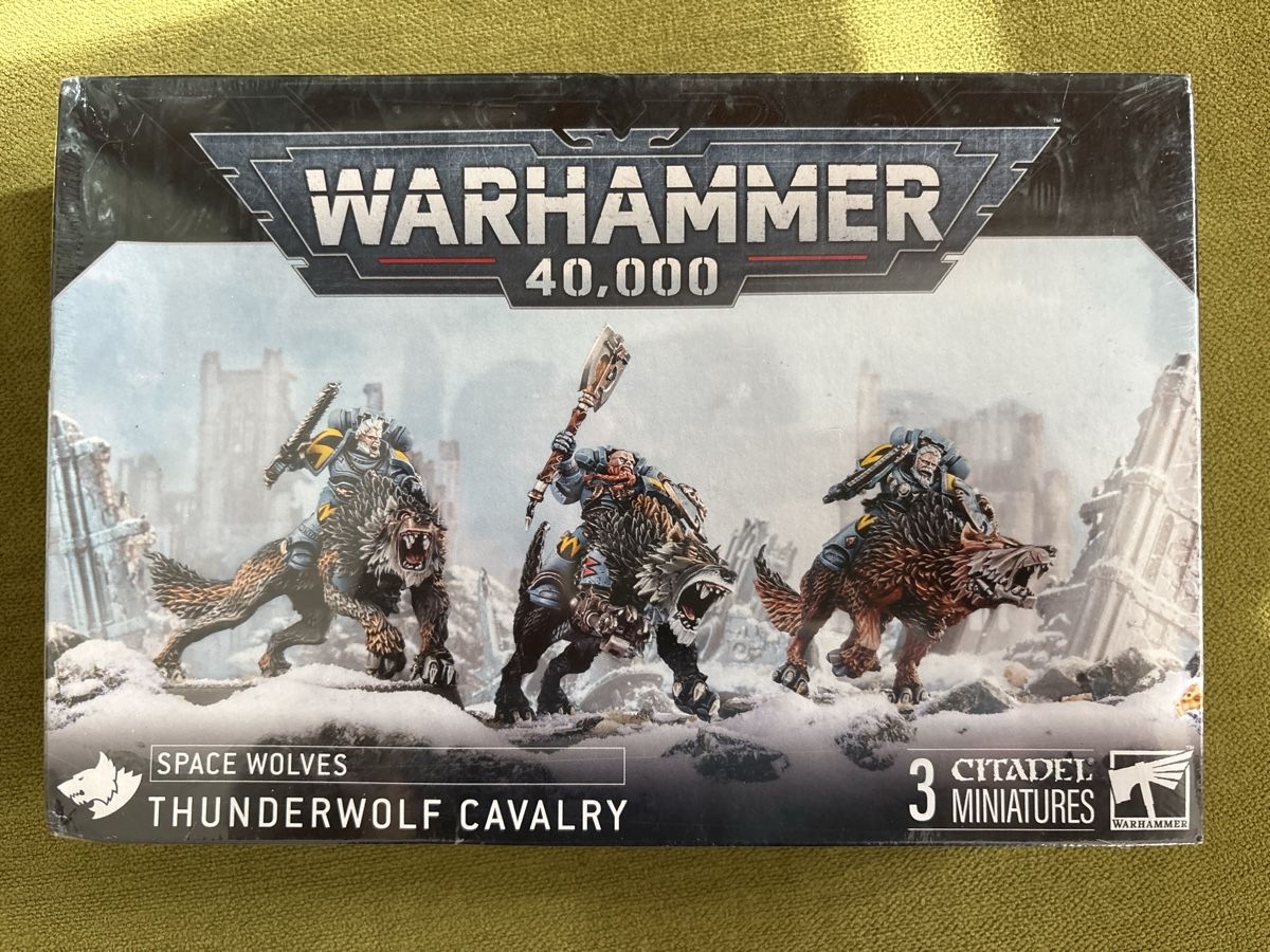 Giochi: Warhammer 40k Space Wolves Thunderwolf Cavalry neu OVP – Nuovo e nell'imballaggio originale da Neuhaus SG venduto da psrizzo