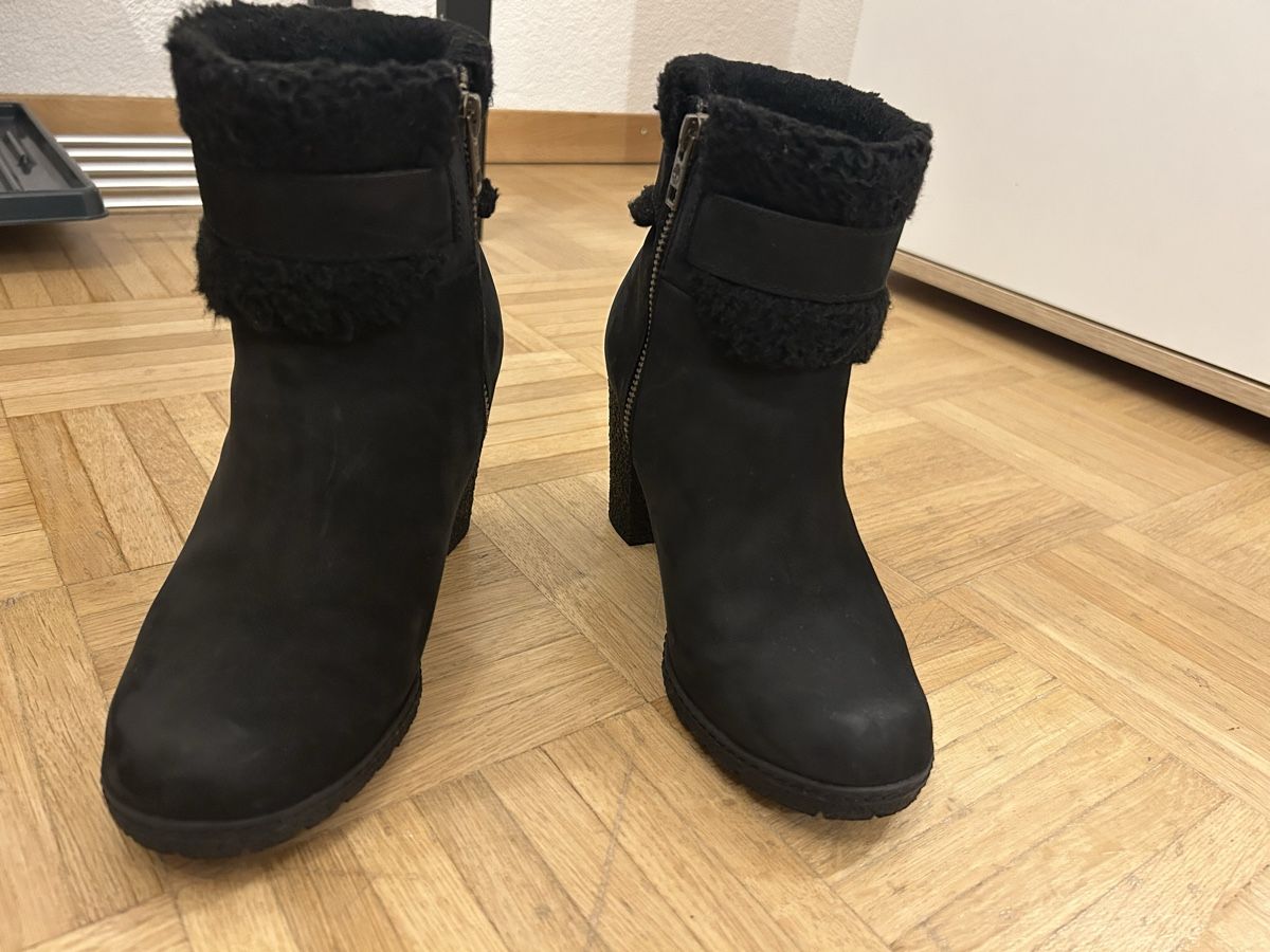 Timberland Scarpe da donna: Timberland Damenschuh – Usato da Laupen ZH venduto da JasRahBee 2
