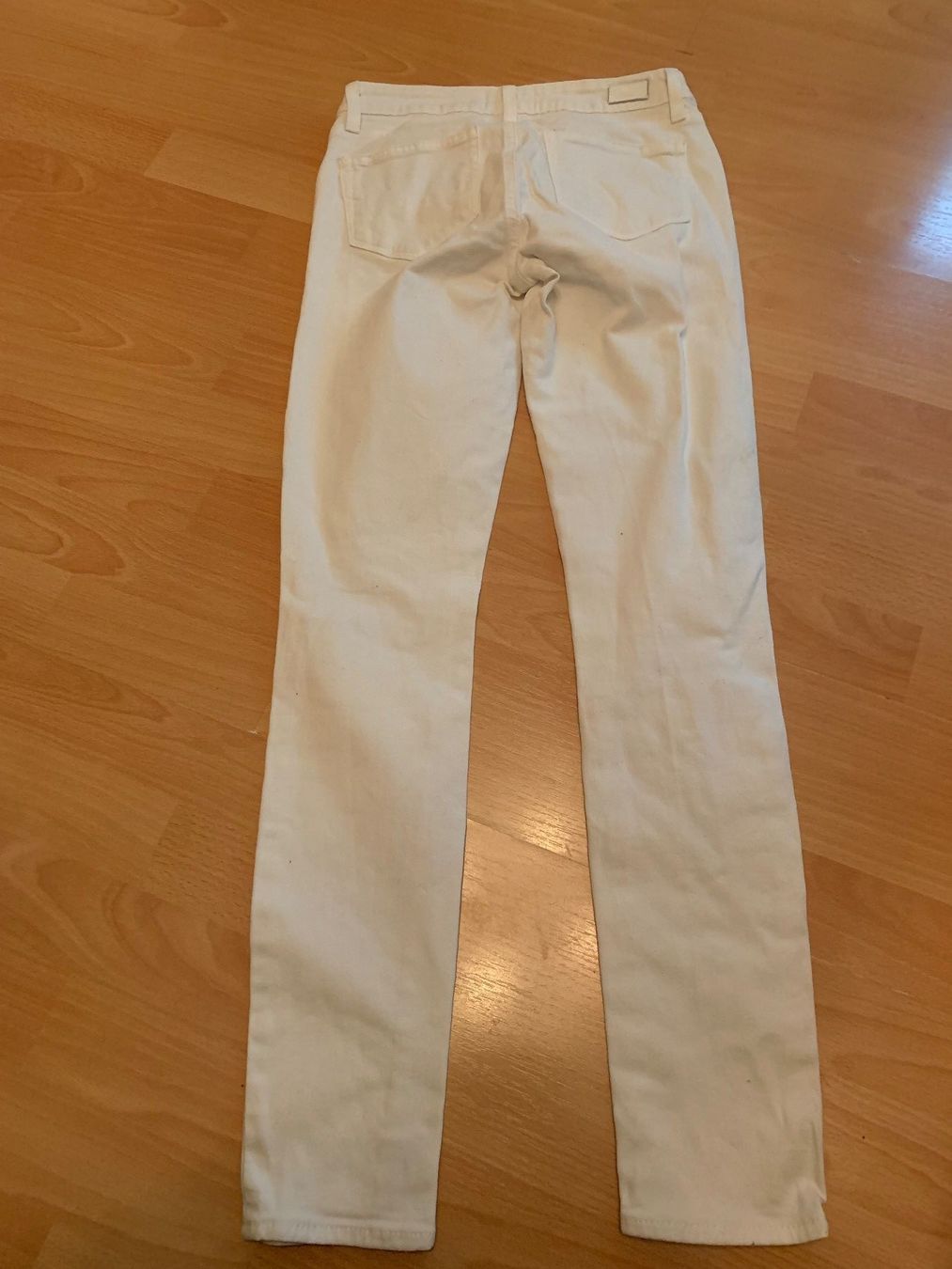 Jeans: Joli jeans blanc t. xs – Usato da MEYRIN venduto da Gwendo10 1