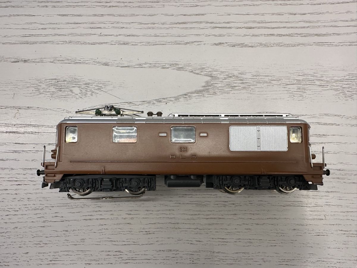 Hag Modelleisenbahnen: Hag 180 BLS Re 4/4 – Gebraucht aus Lupsingen von New-Haven 2