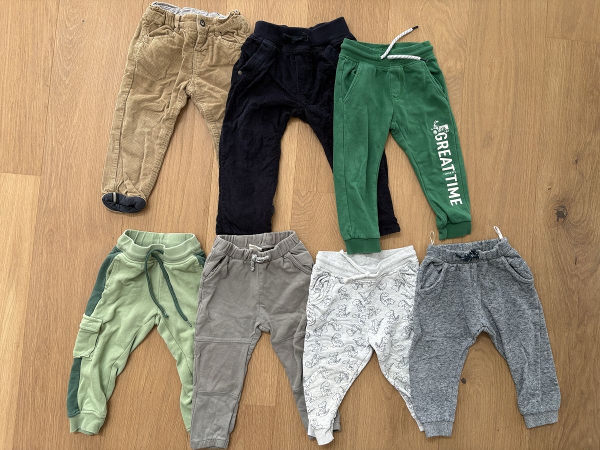 Kleiderpakete & -sets: Kleiderpaket Junge, Pullover Hosen, Grösse 92 – Gebraucht aus Gebenstorf von Sandra01031 1