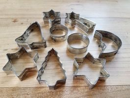 9 alte DDR Ausstecher Guetzli Formen Backen